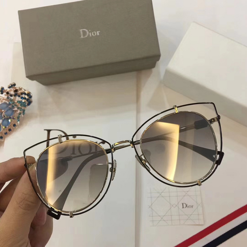 Dior Sunglasses AAAA-219