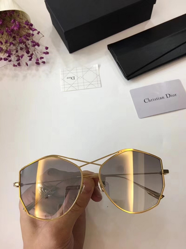 Dior Sunglasses AAAA-250