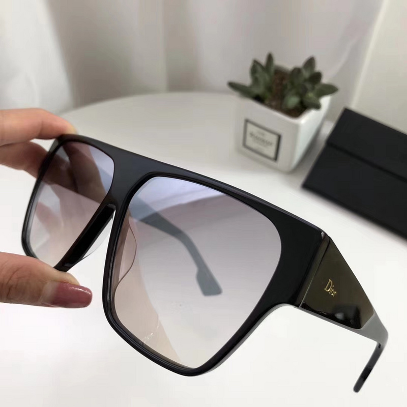 Dior Sunglasses AAAA-279