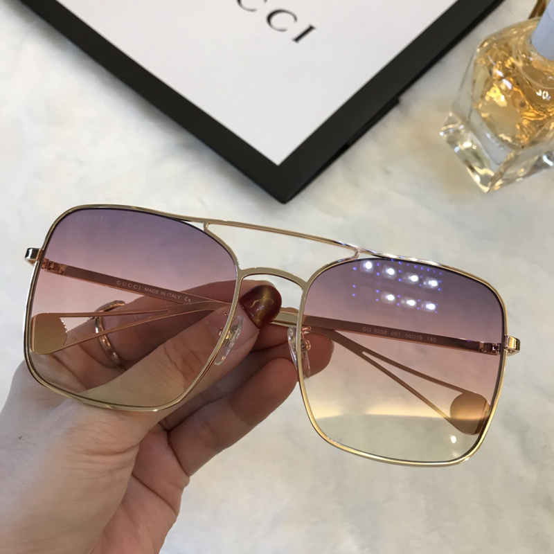 Dior Sunglasses AAAA-323