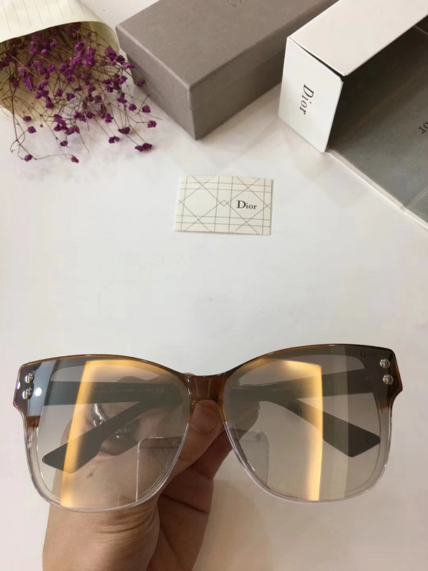 Dior Sunglasses AAAA-343