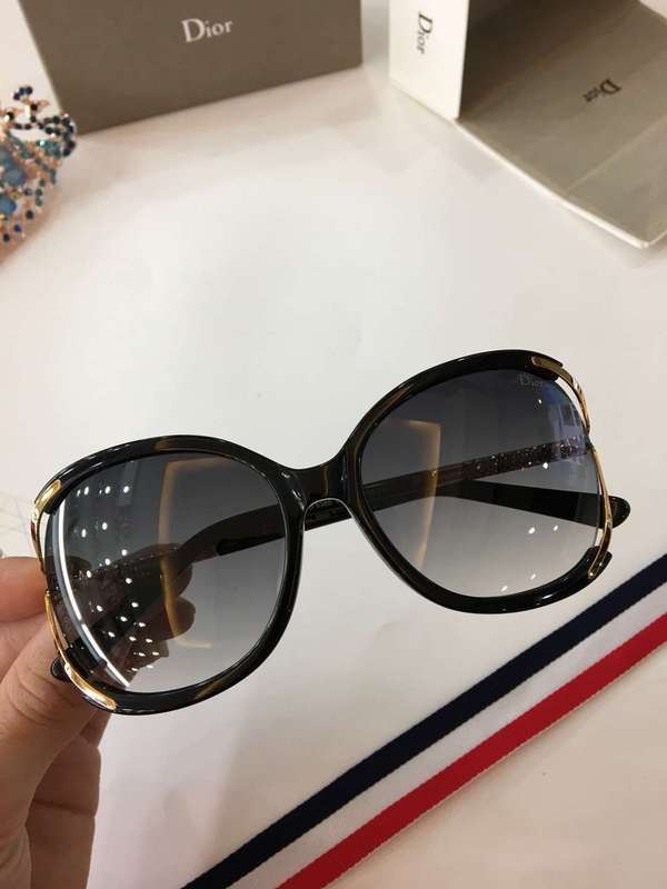 Dior Sunglasses AAAA-392