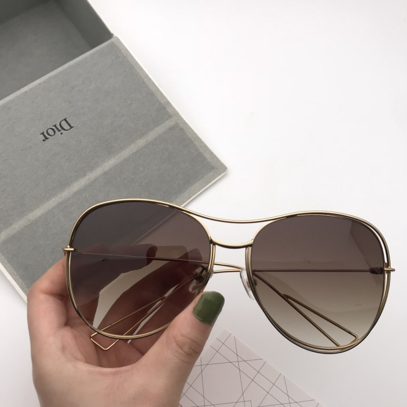 Dior Sunglasses AAAA-419