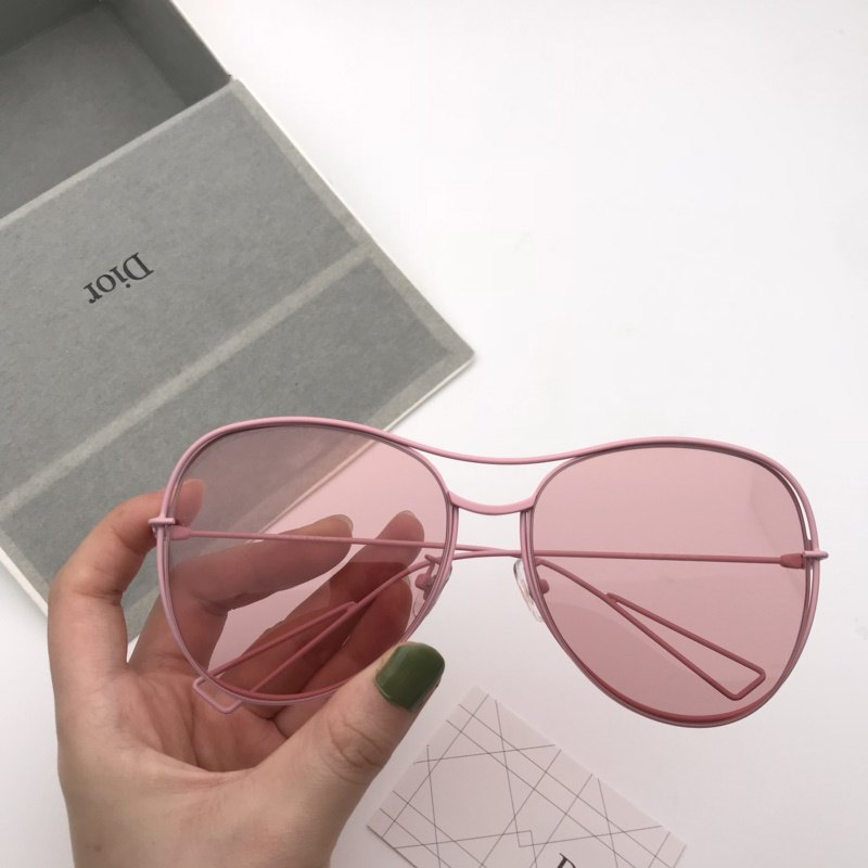 Dior Sunglasses AAAA-422