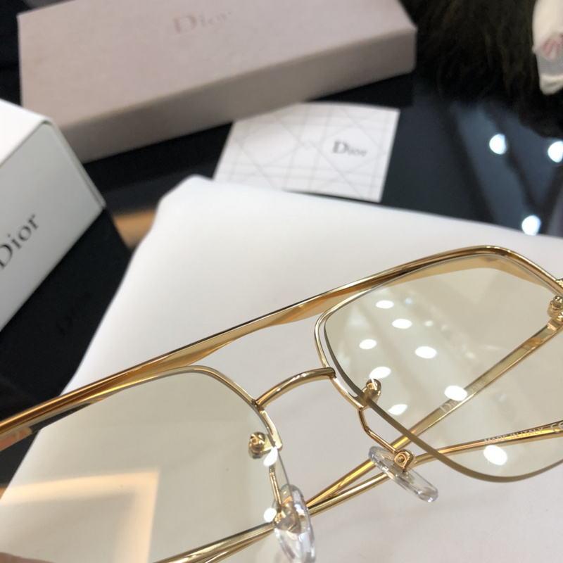 Dior Sunglasses AAAA-432