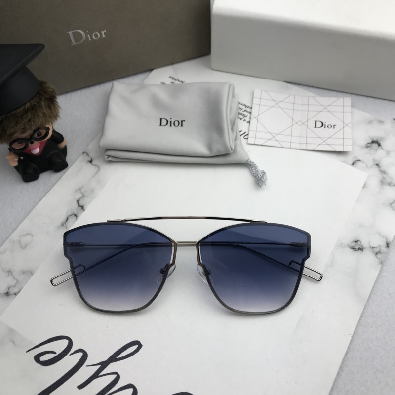 Dior Sunglasses AAAA-439