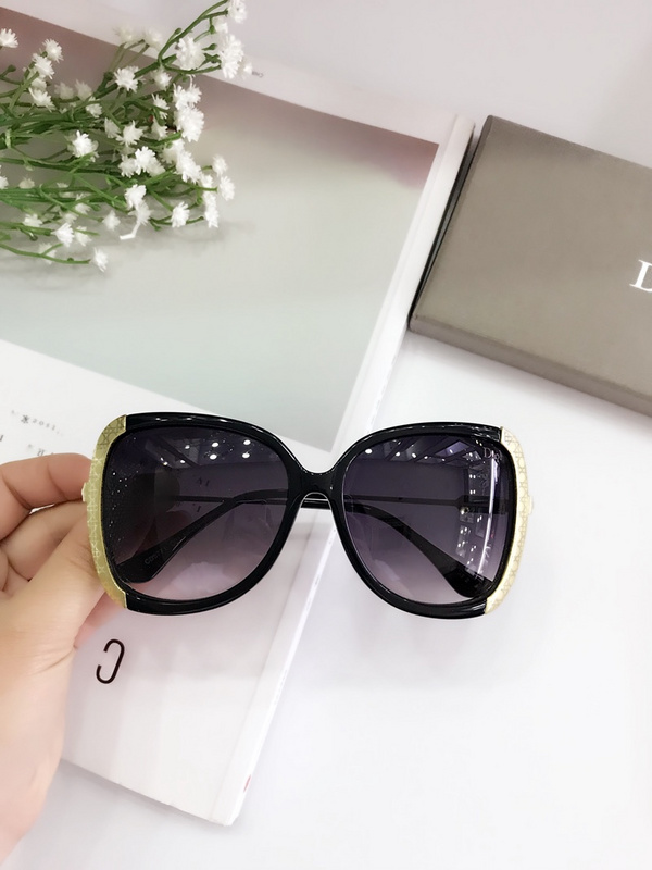 Dior Sunglasses AAAA-461