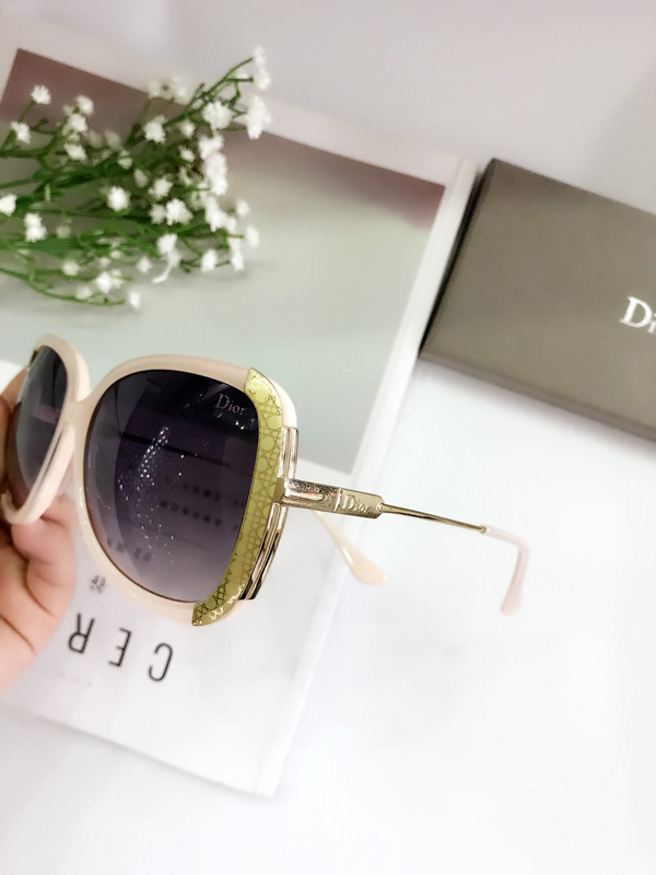 Dior Sunglasses AAAA-463