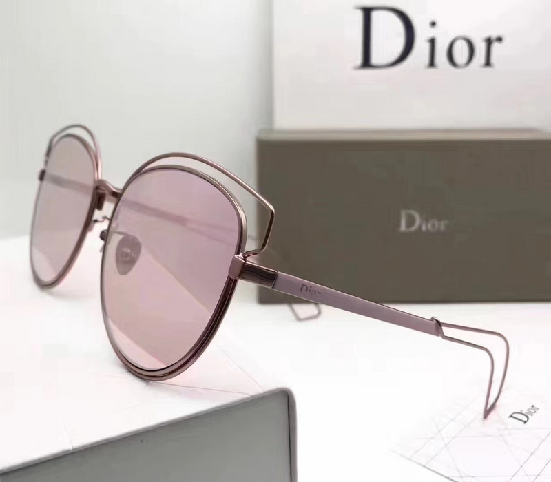 Dior Sunglasses AAAA-504