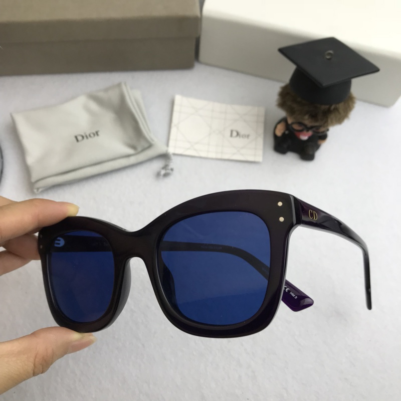 Dior Sunglasses AAAA-549