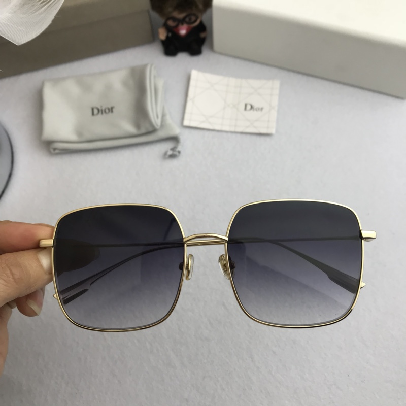 Dior Sunglasses AAAA-558