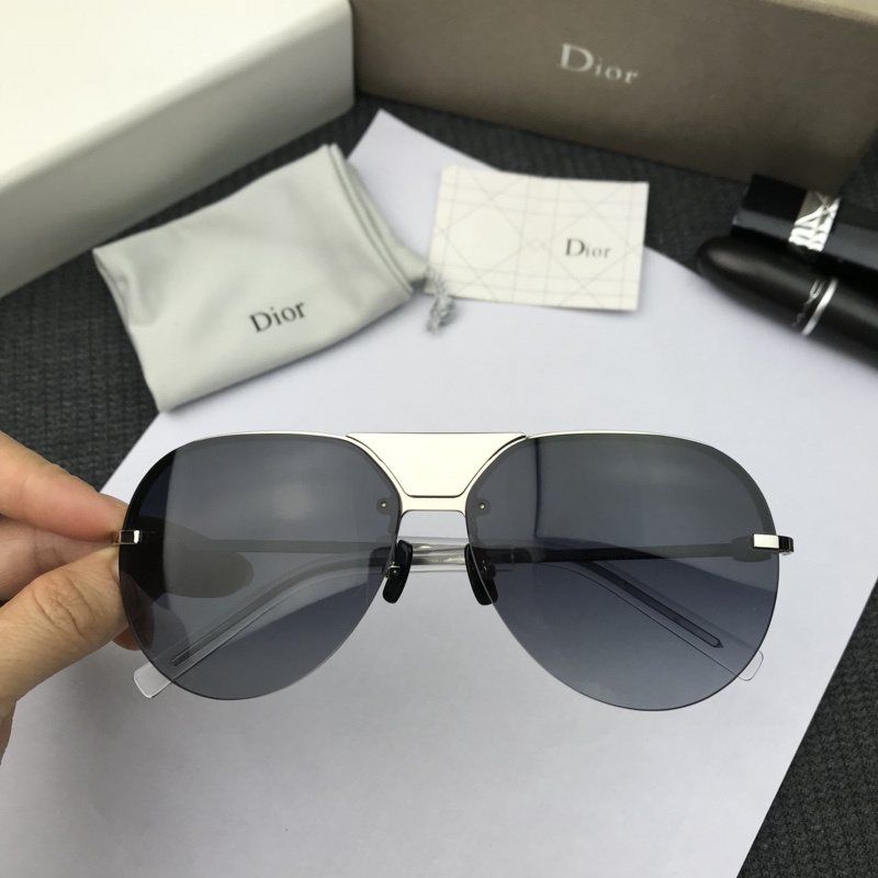 Dior Sunglasses AAAA-566