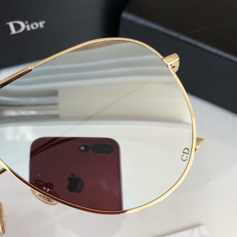 Dior Sunglasses AAAA-583