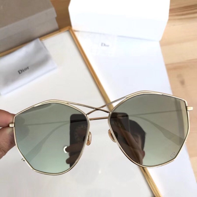 Dior Sunglasses AAAA-585