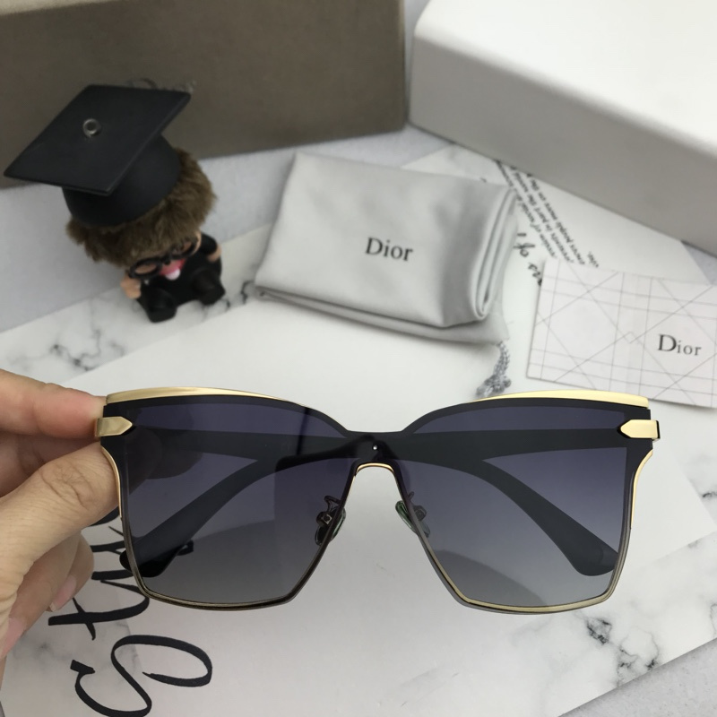 Dior Sunglasses AAAA-604