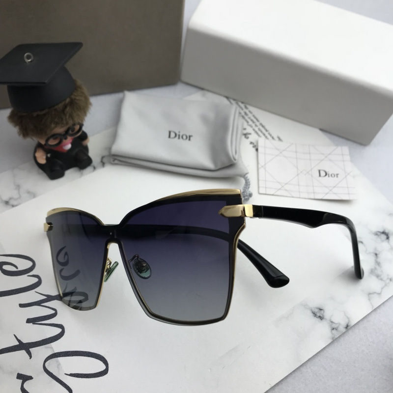 Dior Sunglasses AAAA-613