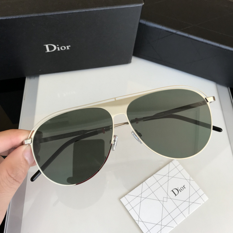 Dior Sunglasses AAAA-620