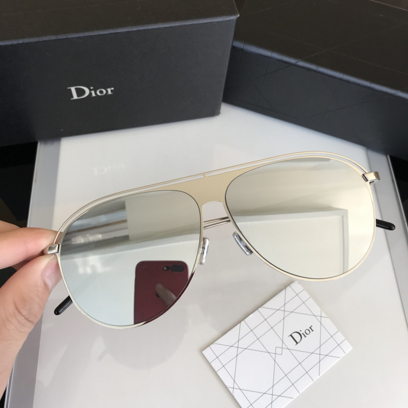 Dior Sunglasses AAAA-621