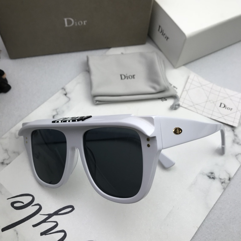 Dior Sunglasses AAAA-638