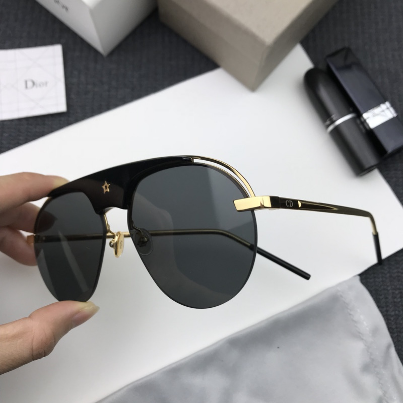 Dior Sunglasses AAAA-647