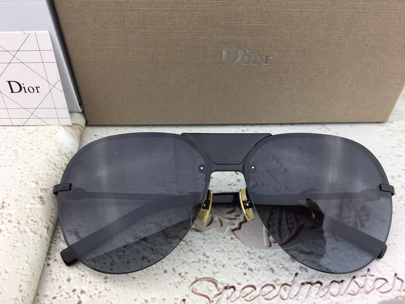 Dior Sunglasses AAAA-687