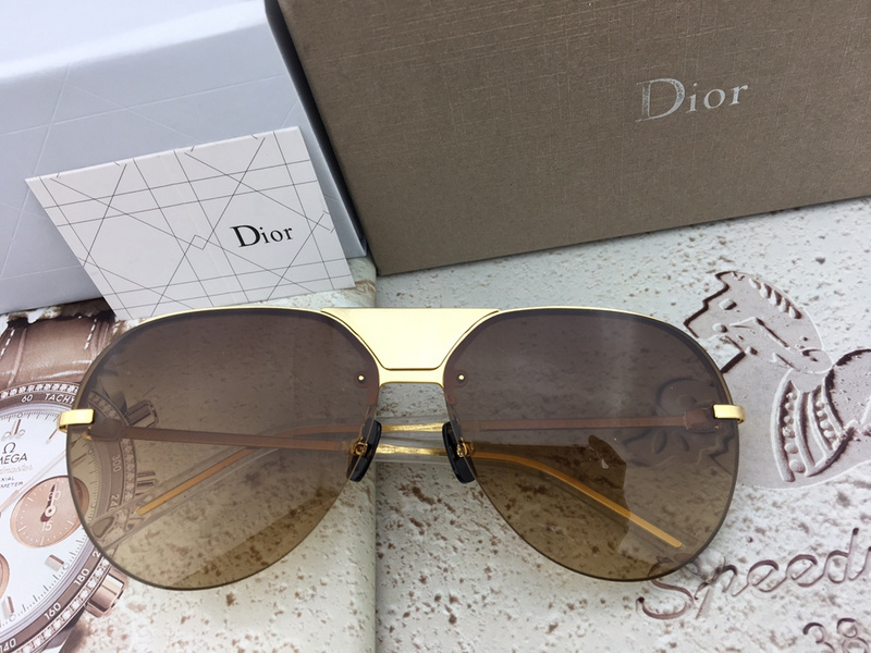 Dior Sunglasses AAAA-691