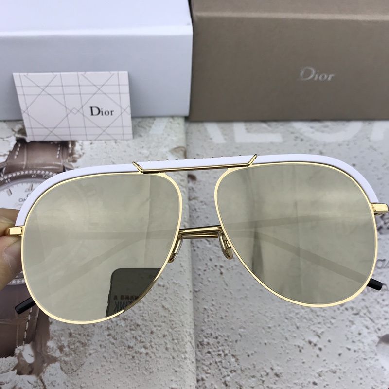 Dior Sunglasses AAAA-699