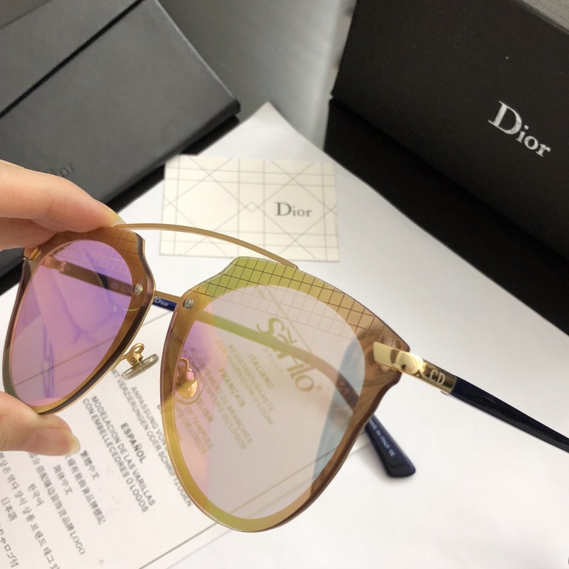 Dior Sunglasses AAAA-724