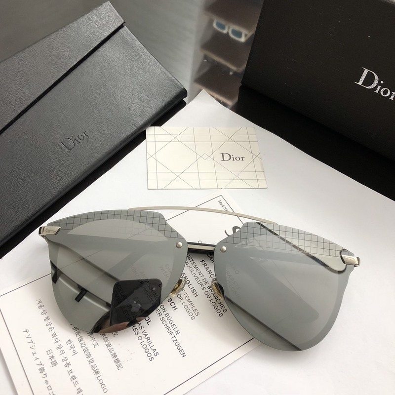 Dior Sunglasses AAAA-727