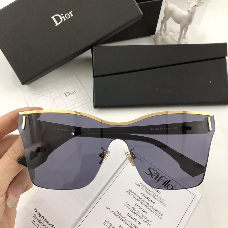 Dior Sunglasses AAAA-772