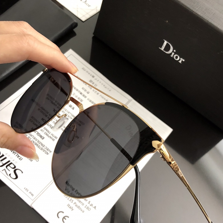 Dior Sunglasses AAAA-794