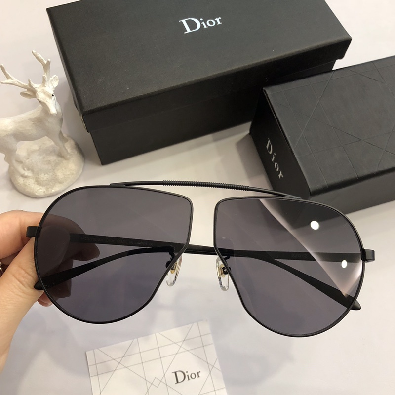 Dior Sunglasses AAAA-798