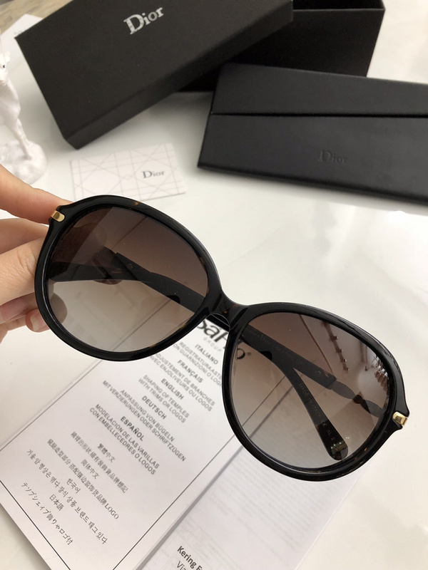 Dior Sunglasses AAAA-825