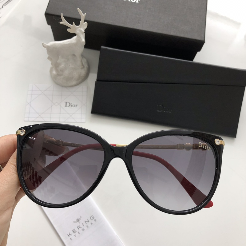 Dior Sunglasses AAAA-871