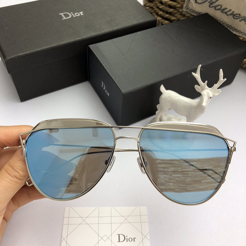 Dior Sunglasses AAAA-908