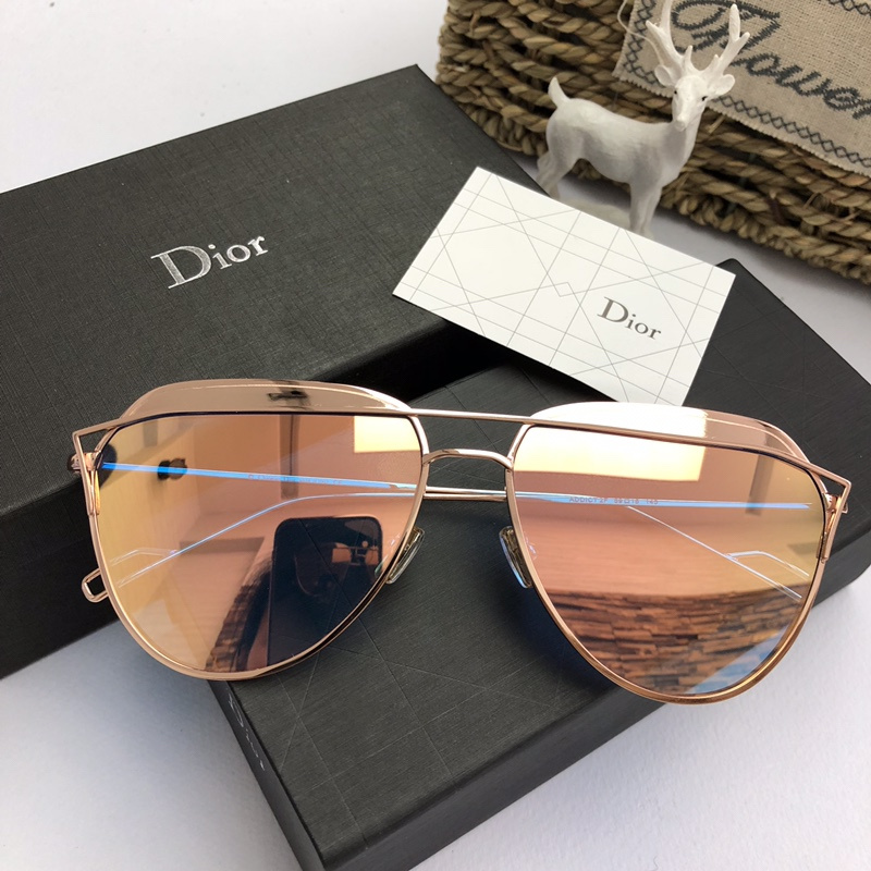 Dior Sunglasses AAAA-912