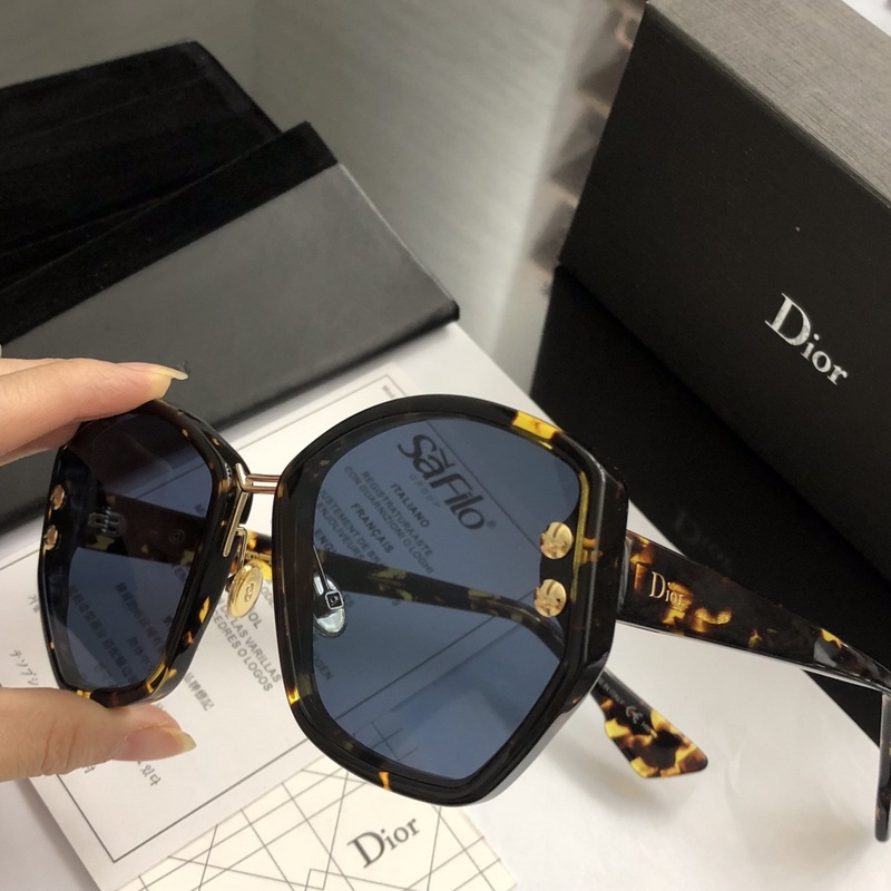 Dior Sunglasses AAAA-955