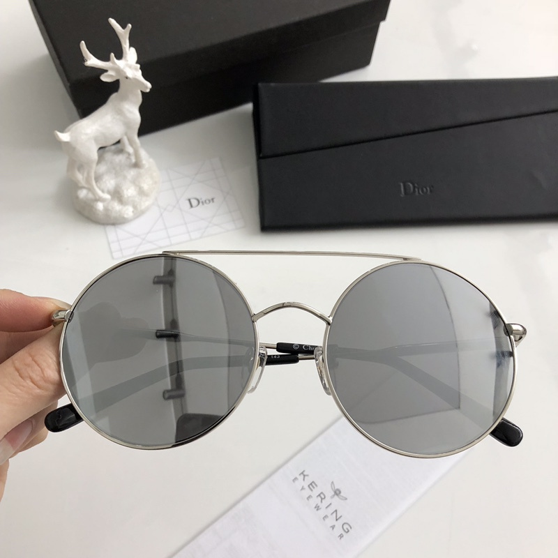 Dior Sunglasses AAAA-972