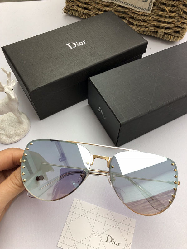 Dior Sunglasses AAAA-985