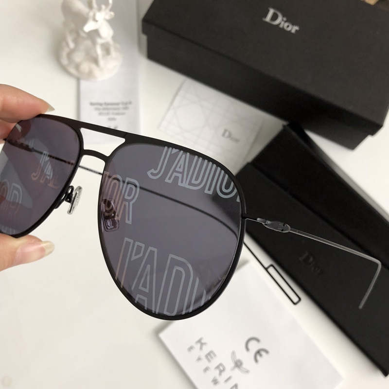 Dior Sunglasses AAAA-996