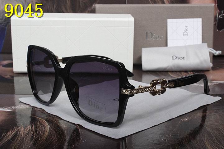 Dior sunglasses AAA-239