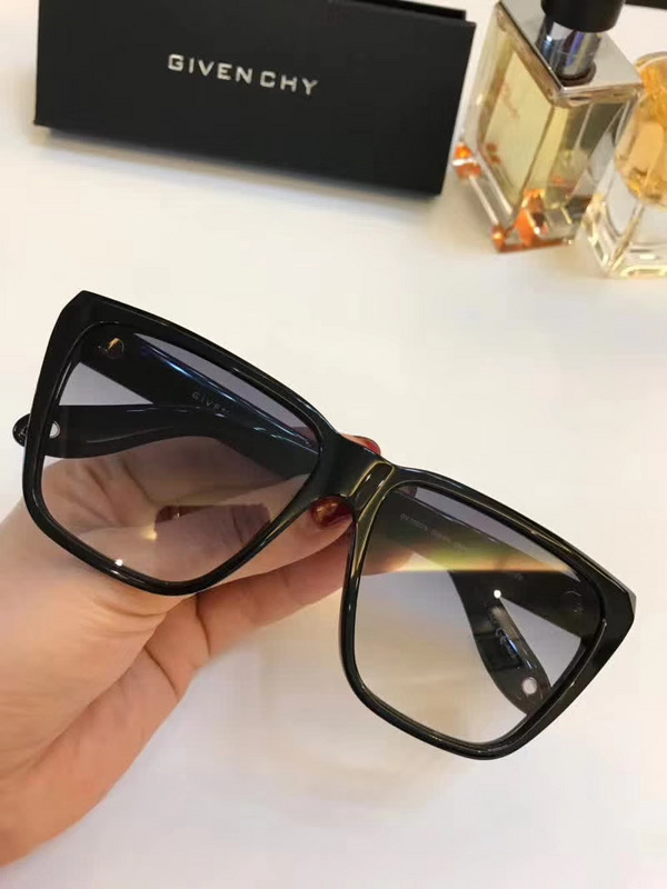 GIVENCHY Sunglasses AAAA-017