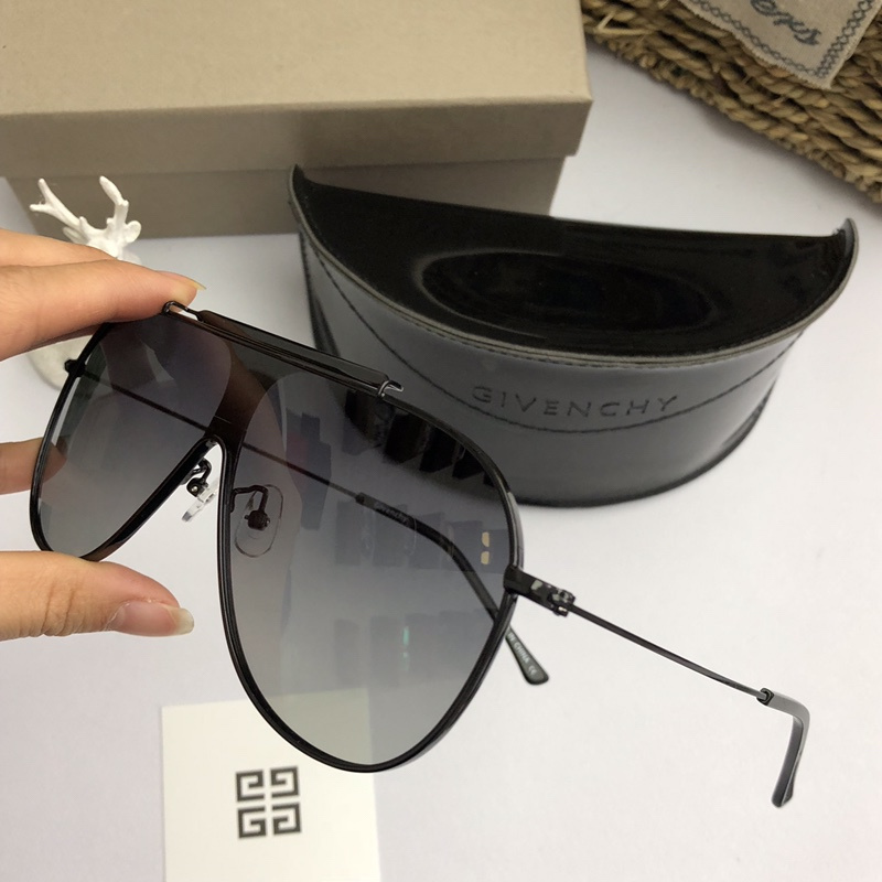 GIVENCHY Sunglasses AAAA-041