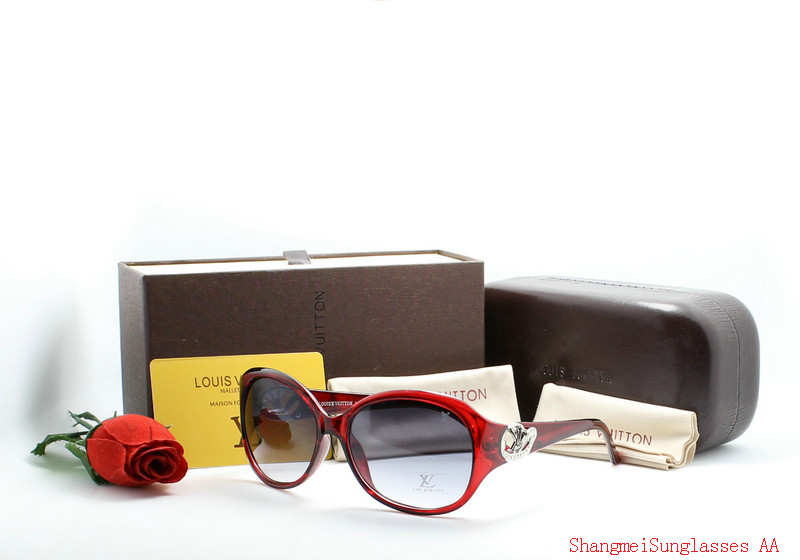 LV Sunglasses AAA-521