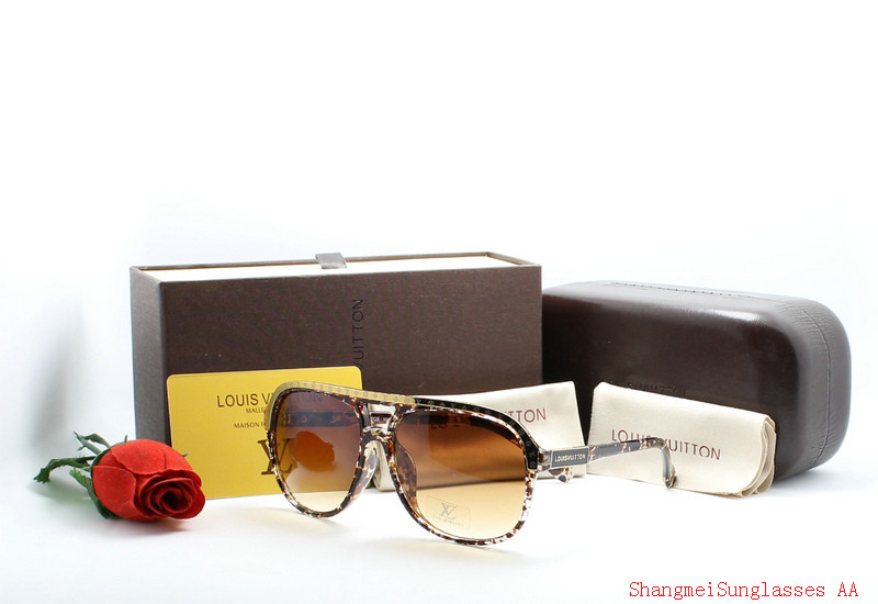 LV Sunglasses AAA-542