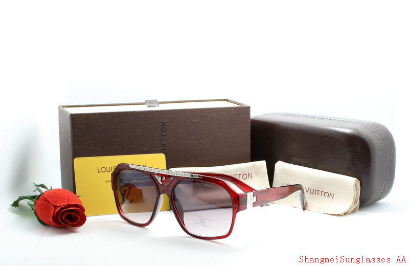 LV Sunglasses AAA-553