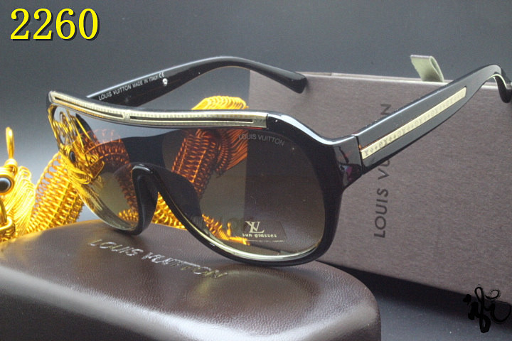 LV Sunglasses AAA-589