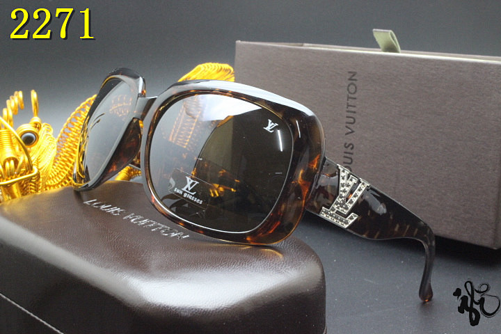 LV Sunglasses AAA-598