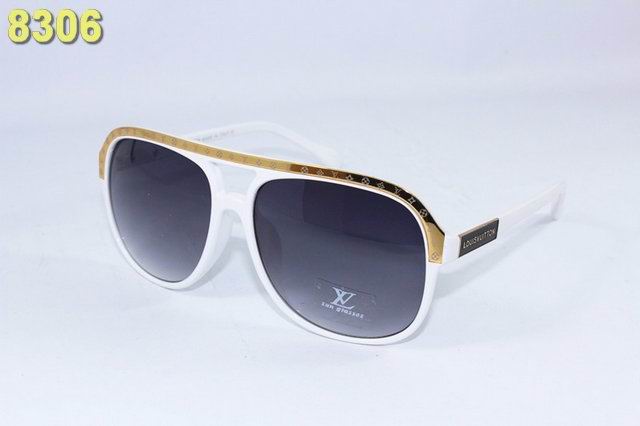 LV Sunglasses AAA-621