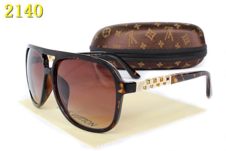 LV Sunglasses AAA-647